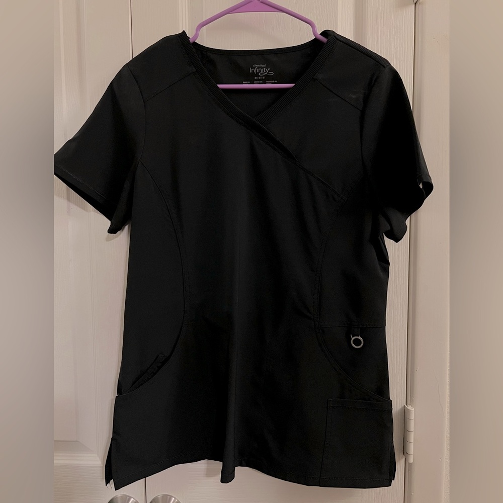 Cherokee Infinity Scrub Top - M